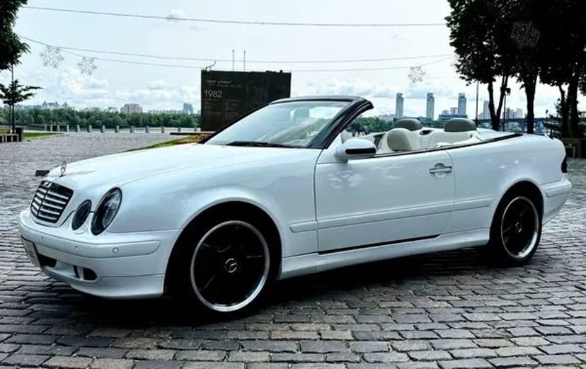 113 Кабріолет Mercedes W208 clk білий на весілля Київ
