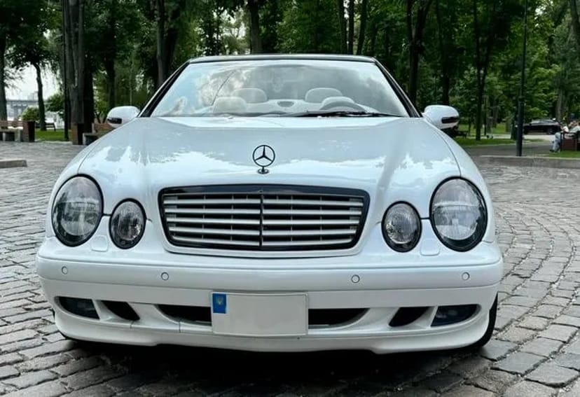 113 Кабріолет Mercedes W208 clk білий на весілля Київ