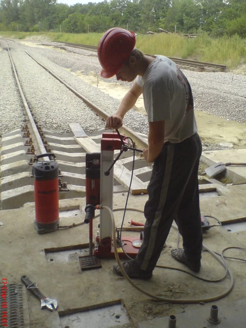 Анкерування обладнання, механізмів та будівельних конструкцій