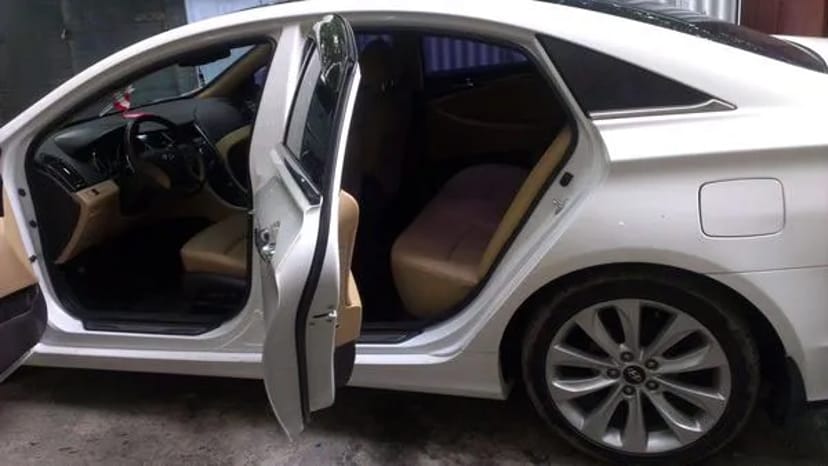 165 Hyundai Sonata біла авто на весілля