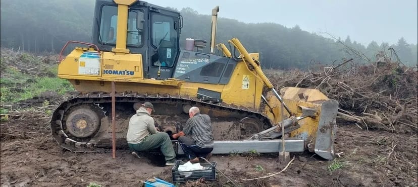 Ремонт будівельної техніки.