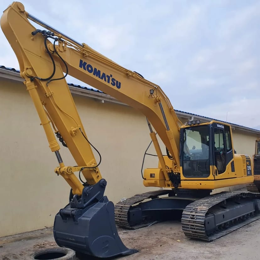 Екскаватор гусеничний KOMATSU PC 210 LC