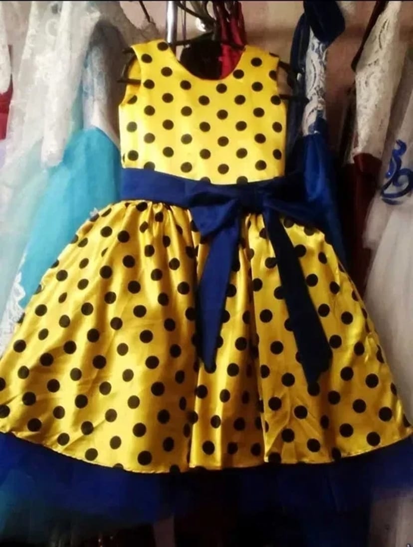 Дитячі сукні на випускний у садочку, випускний у школі 4 клас