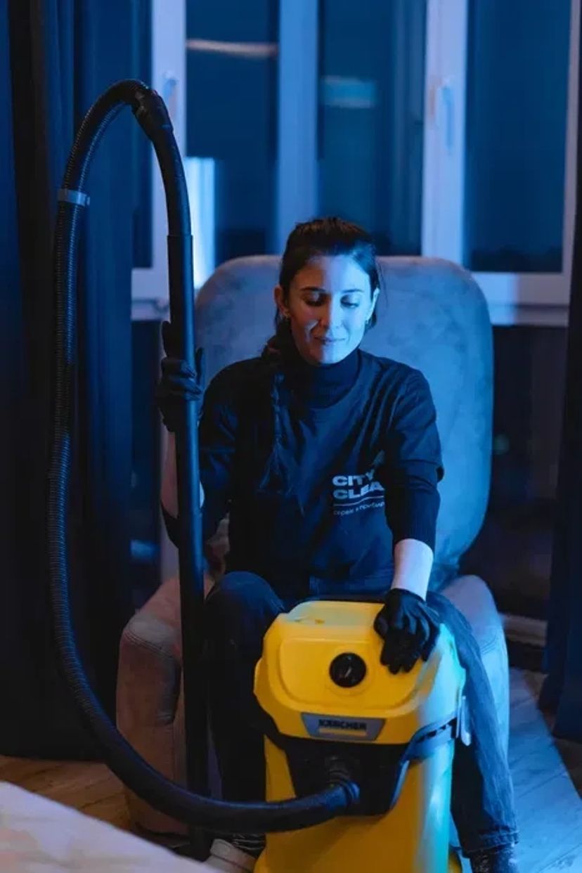 Прибирання, клінінг, миття вікон, хімчистка