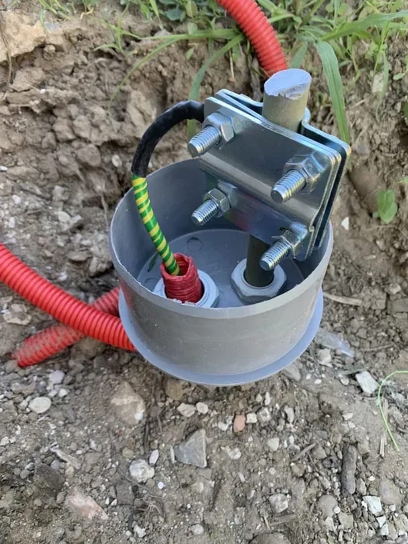 Монтаж контура заземлення із замірами опору професійним прибором SONEL MRU 120.