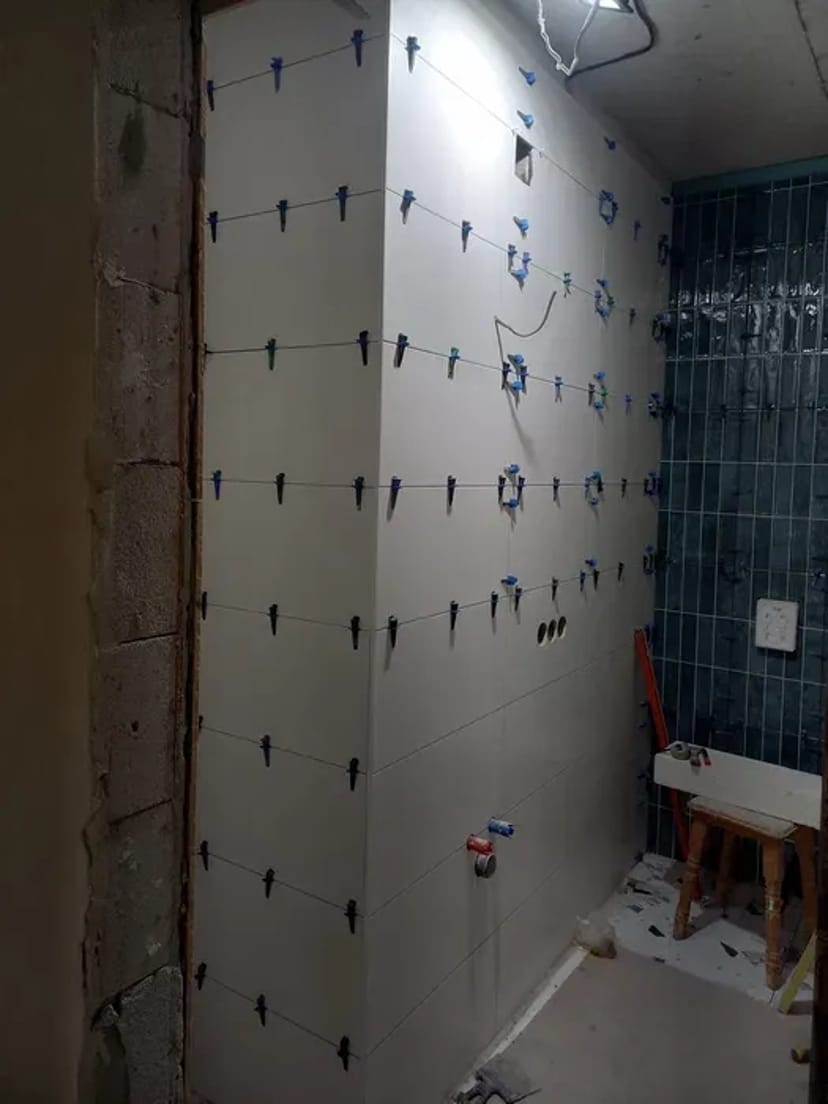 Плиточник (Укладка Плитки): Професійні Роботи від 700 грн/м²!