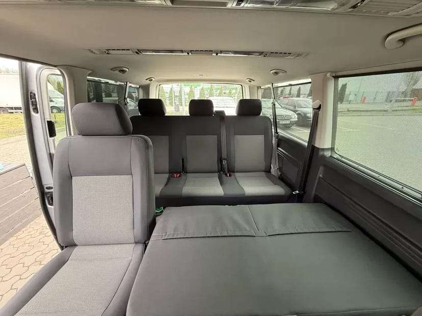 Volkswagen Caravelle 2015