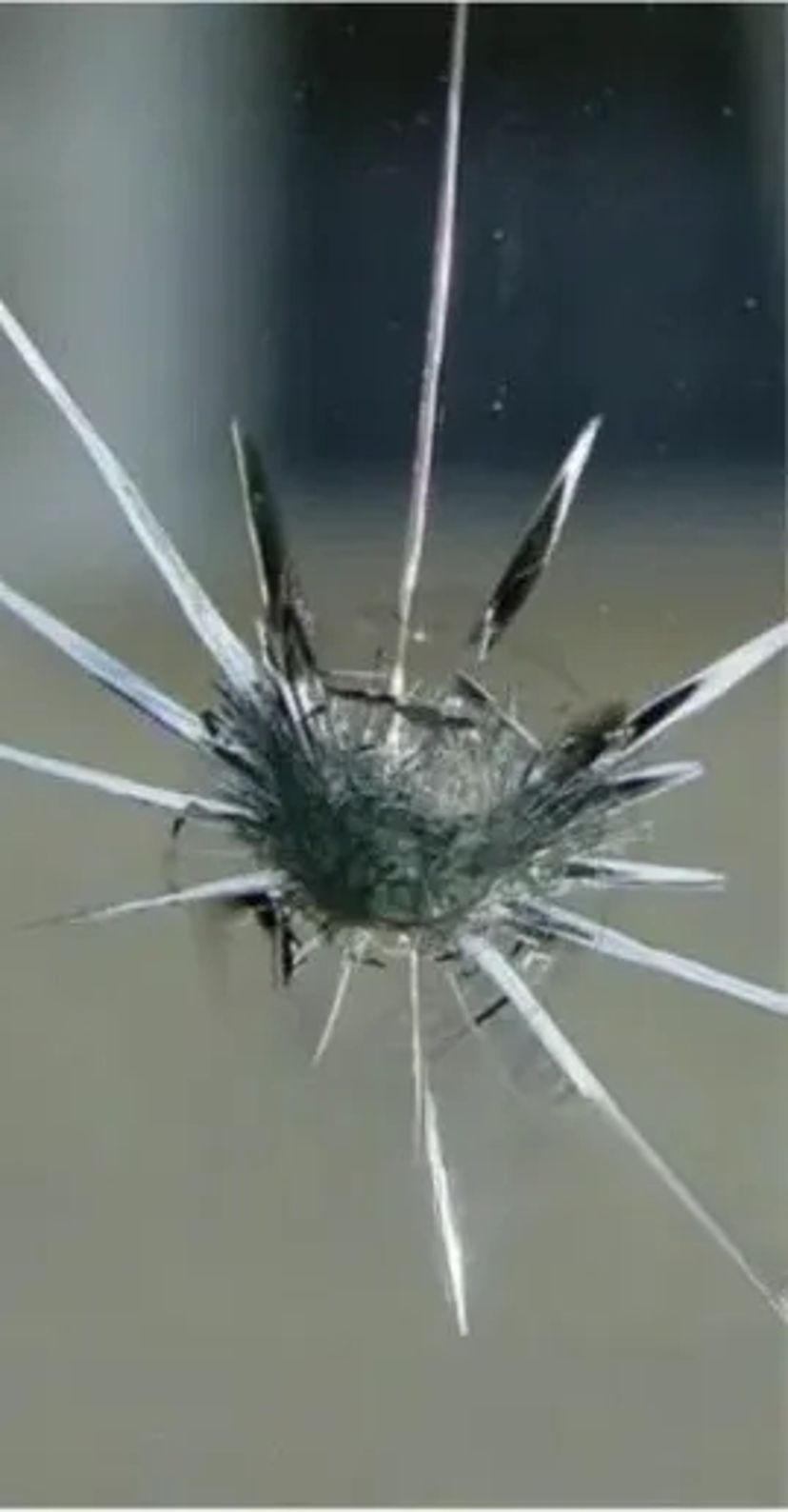 Ремонт сколов и трещин лобового стекла авто