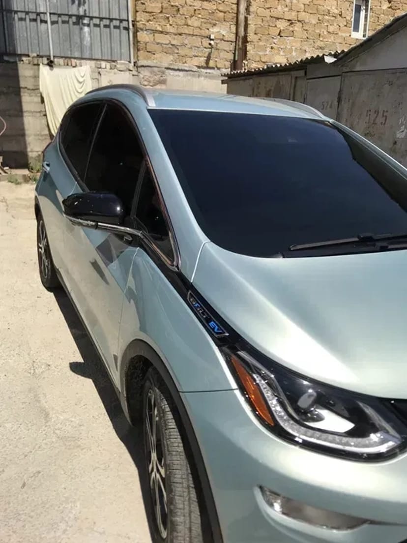 Тонировка авто Киев , полировка фар ,ремонт airbag, перетяжка 20 $