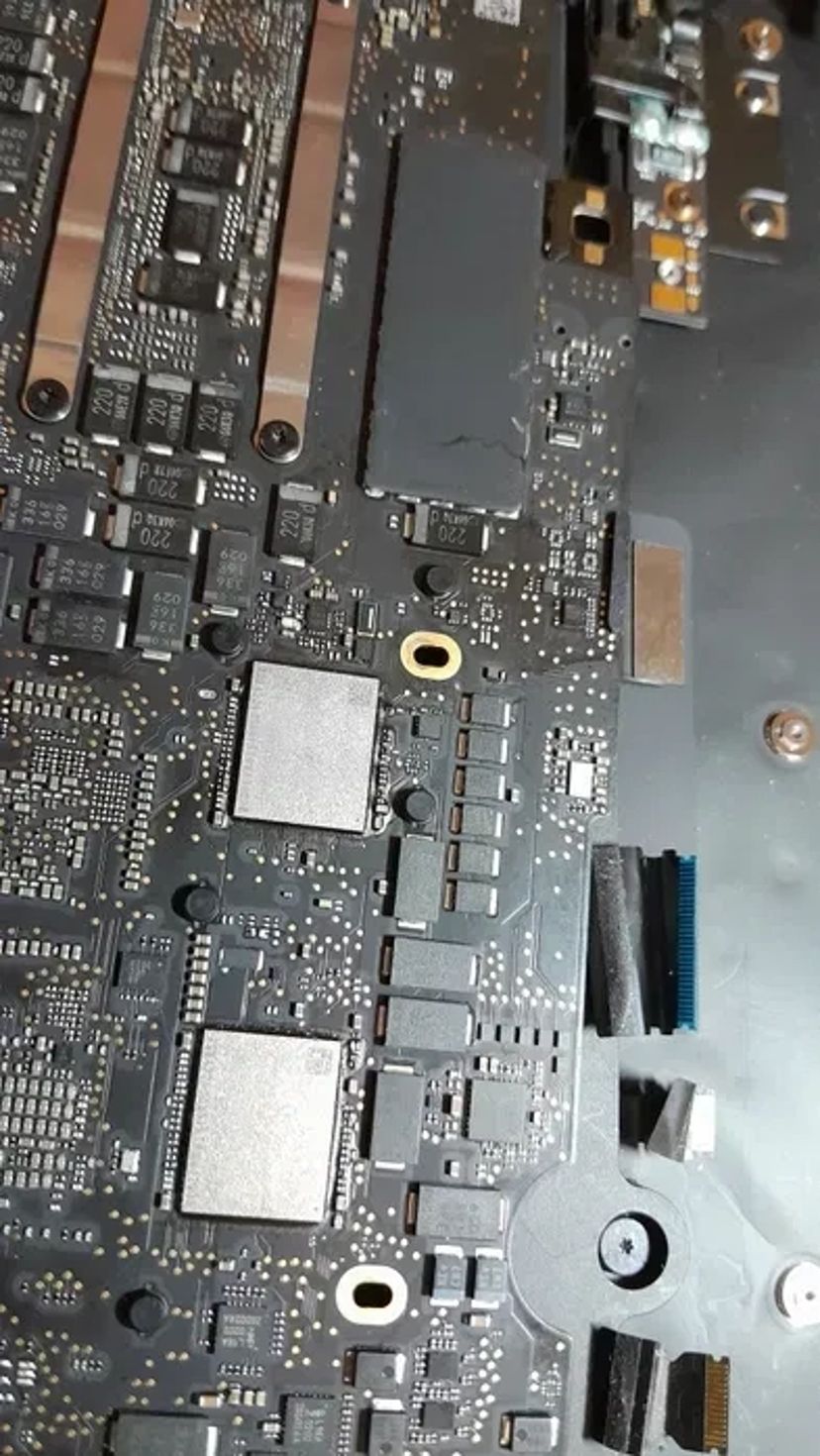 Ремонт телевізорів, комп'ютер MacBook iMac Макбук