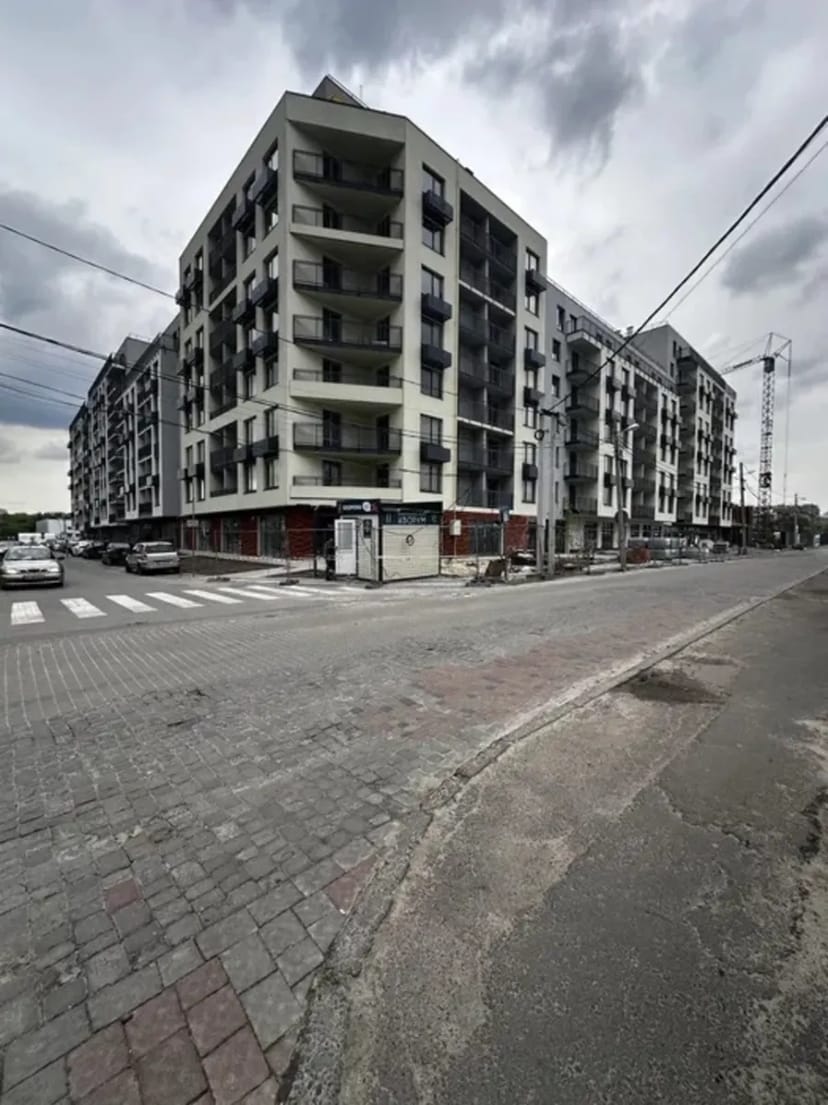 Комфортне паркомісце ЖК " Кворум"