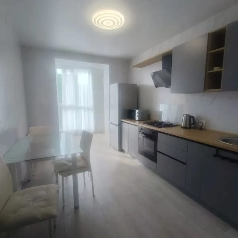 Затишна однокімнатна квартира з ремонтом ЖК "Счастливый"