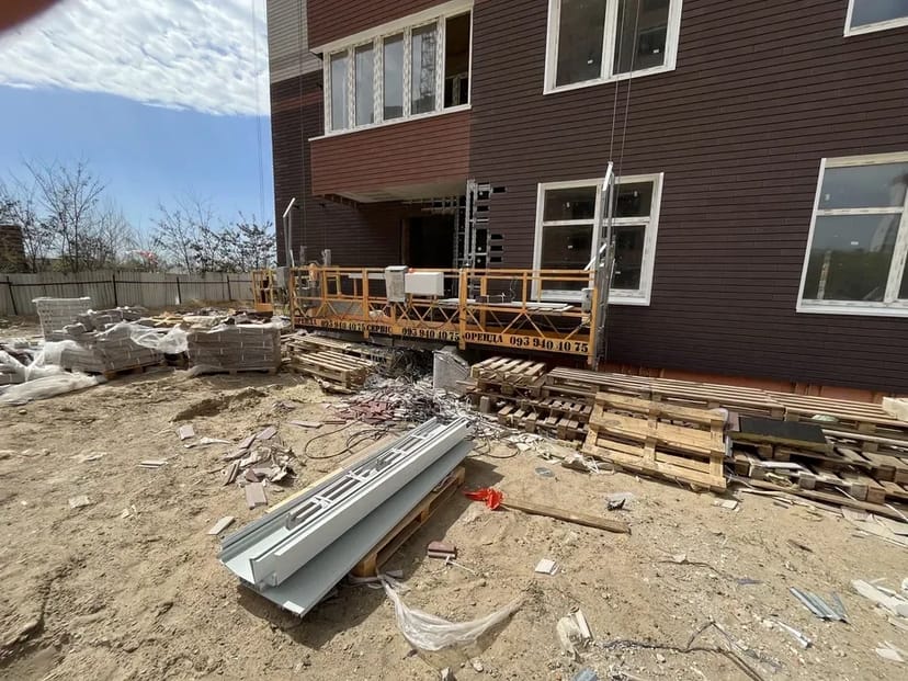 Люльки будівельні / Повний сервіс будівельних підйомників з ПДВ