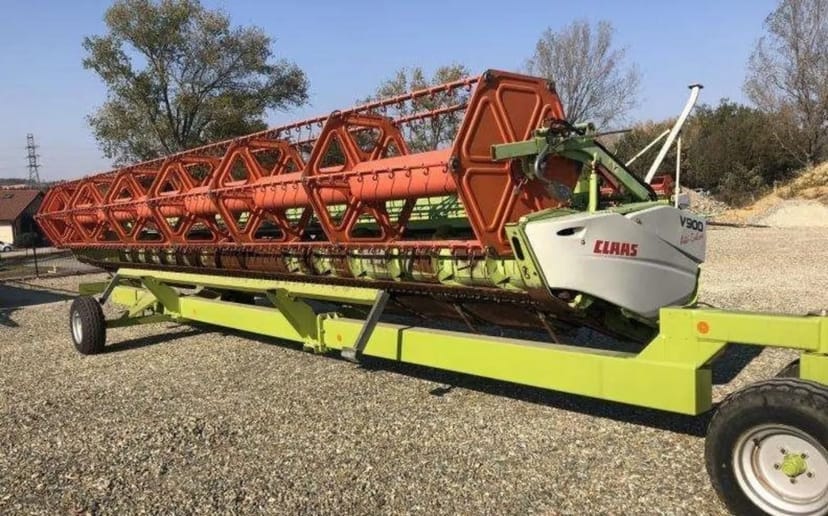 Жниварка CLAAS V900 для збирання зернових
