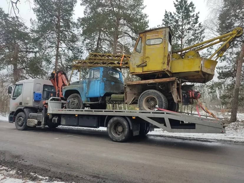 Евакуатор Сарни цілодобово. Евакуатор з маніпулятором 10т.