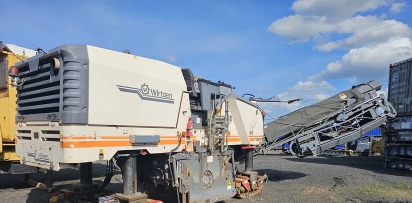 Дорожня фреза Wirtgen W150 для асфальтобетонного покриття