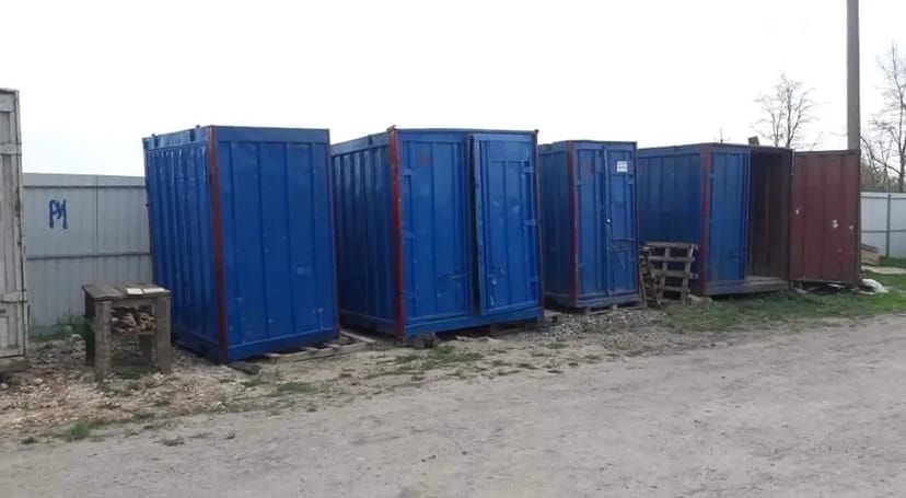 Контейнери та вагончики