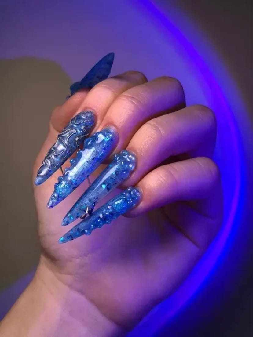 Курси перукарів та манікюру "Селена".