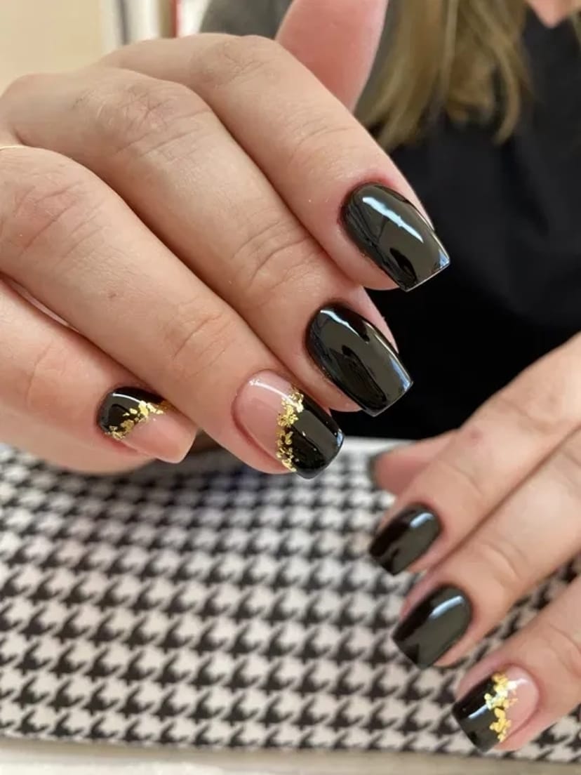 Нарощення нігтиків. Покриття гель лаком. Нарощення вії