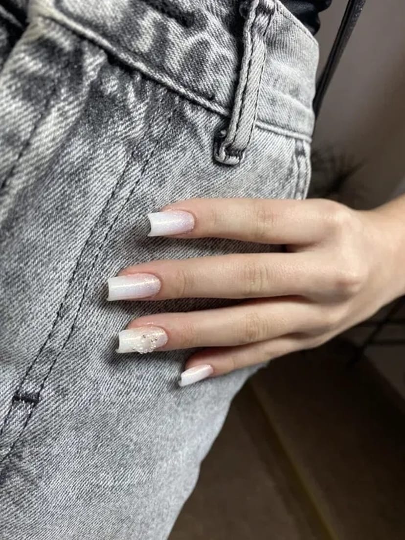 Нарощення нігтиків. Покриття гель лаком. Нарощення вії