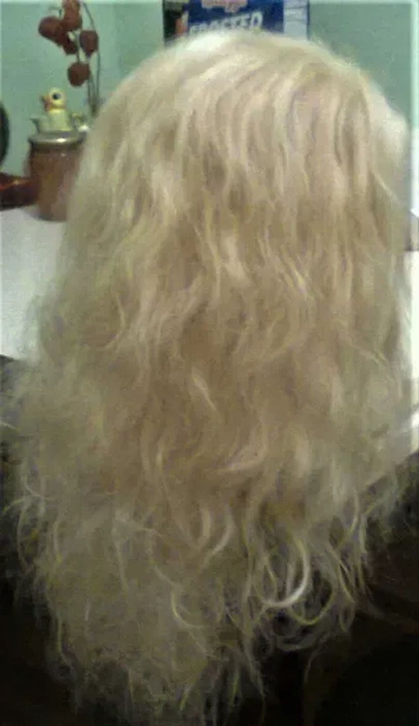 Виготовляємо перуки,накладки,пасма,шиньони натуральні.