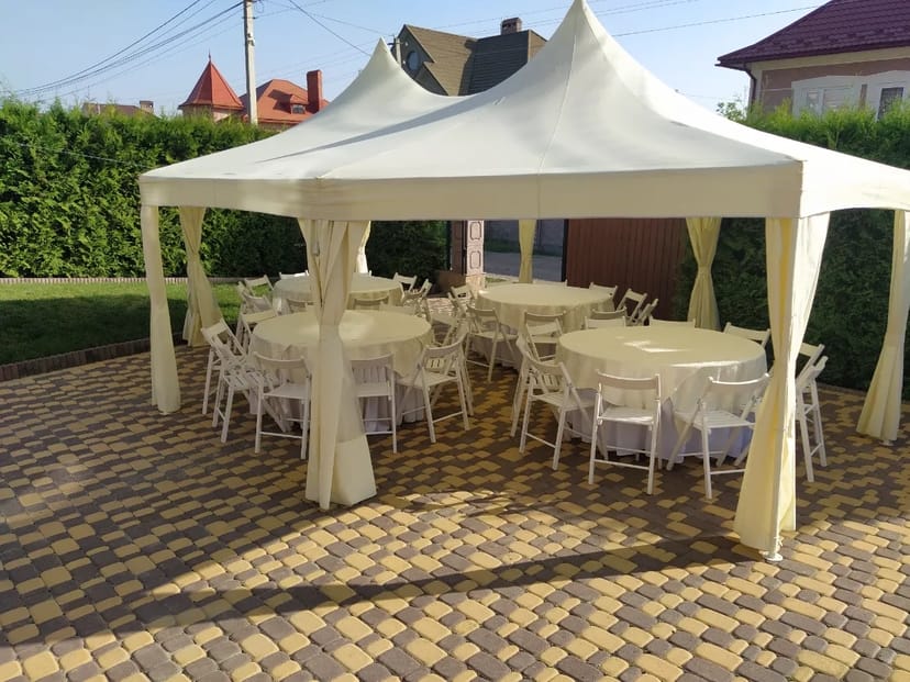 Стільці білі розкладні Чернівці