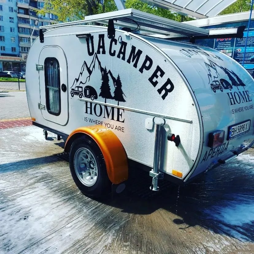Автобудинок UACAMPER Home для комфортних подорожей