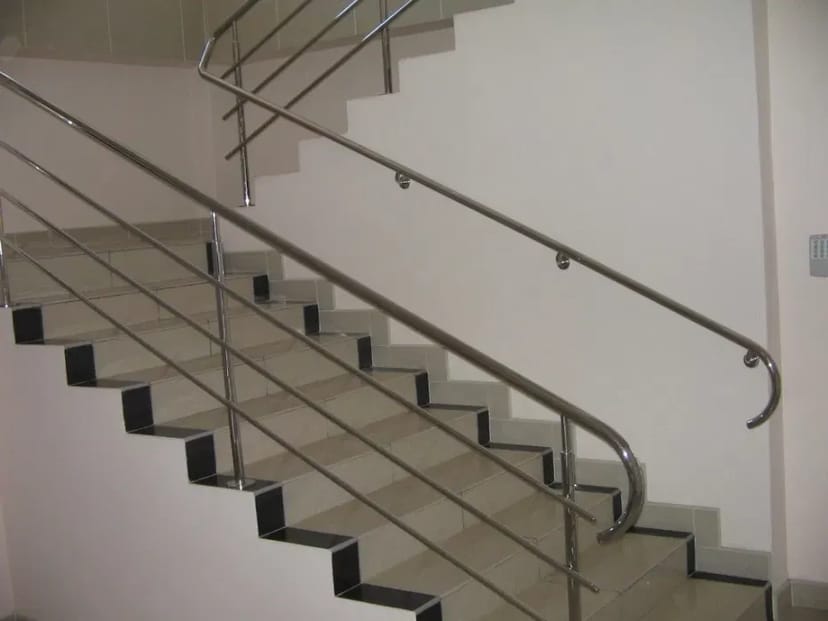 Поручні, перила, бассейне обладнання з нержавіючої сталі