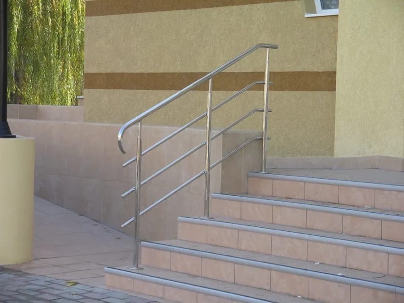 Поручні, перила, бассейне обладнання з нержавіючої сталі