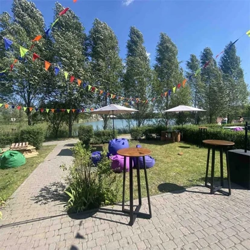 Гірлянда із прапорців