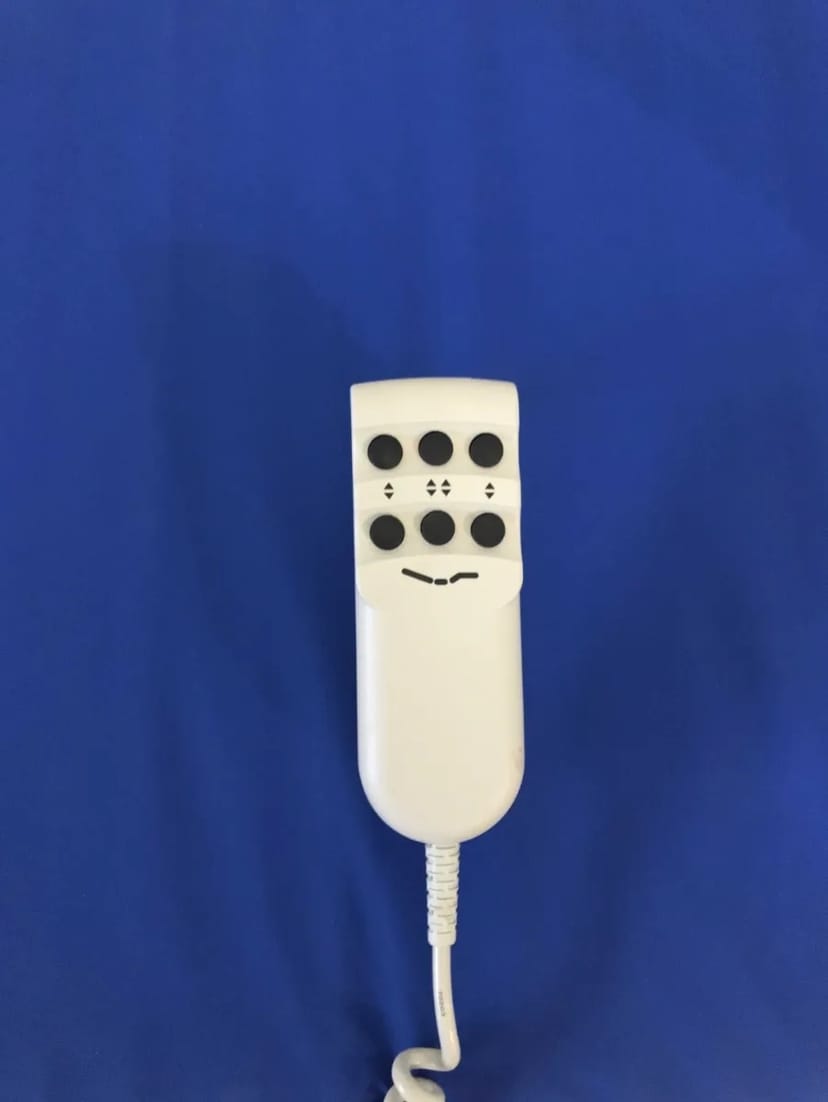 Медичне ортопедичне ліжко з електричним регулюванням Чотирисекційне