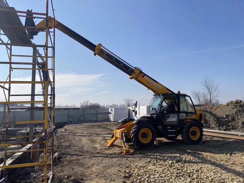 Послуги погрузчика телескопічного 12 метрів