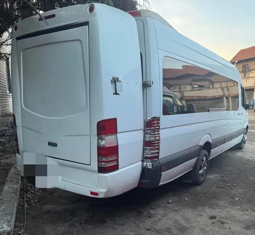 Пассажирские перевозки . Доставка сотрудников на работу.