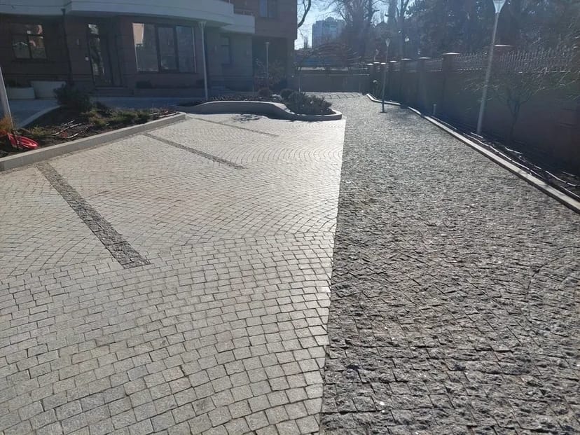 Укладання тротуарної плитки гранітної бруківки. Гарантуємо якість!