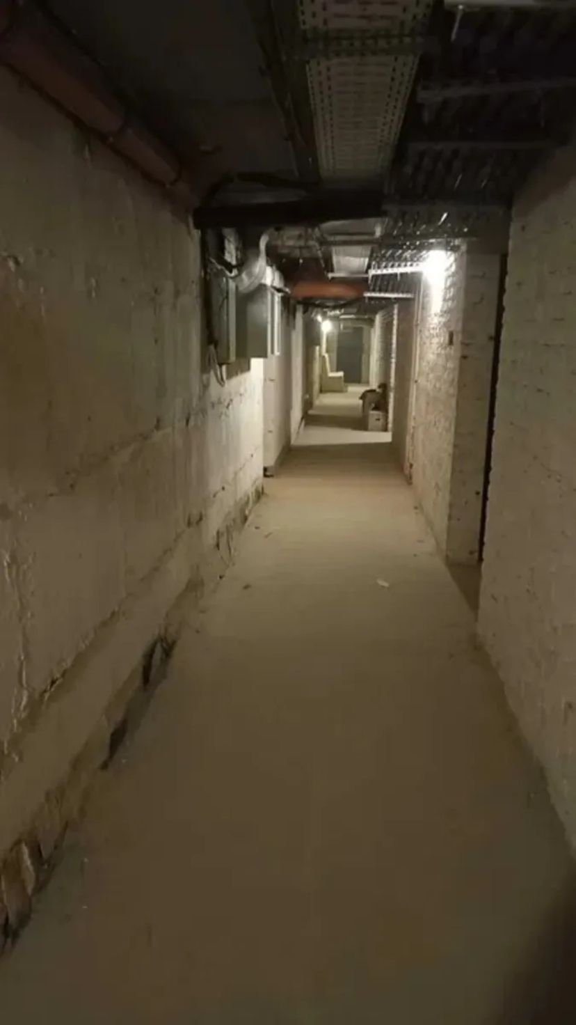 Комора зі зручним розташуванням