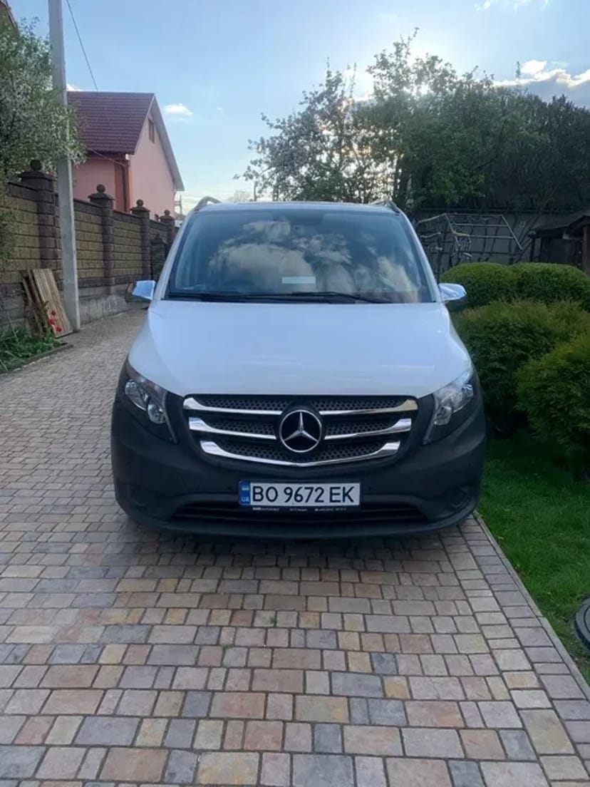 Замовлення авто з водієм Україна весілля корпоративи/відпочинк