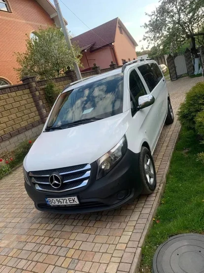 Замовлення авто з водієм Україна весілля корпоративи/відпочинк