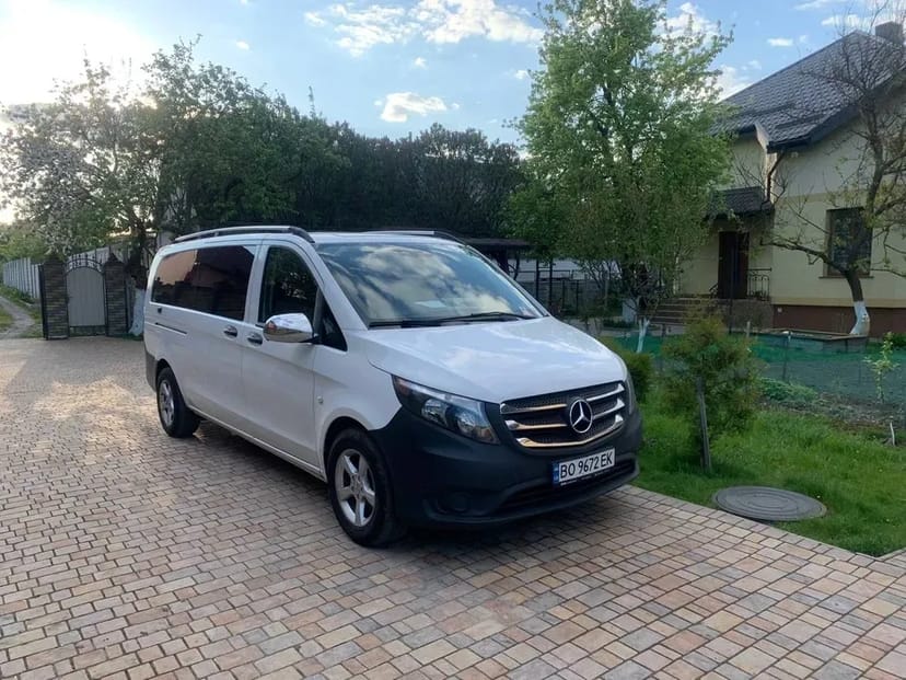 Замовлення авто з водієм Україна весілля корпоративи/відпочинк