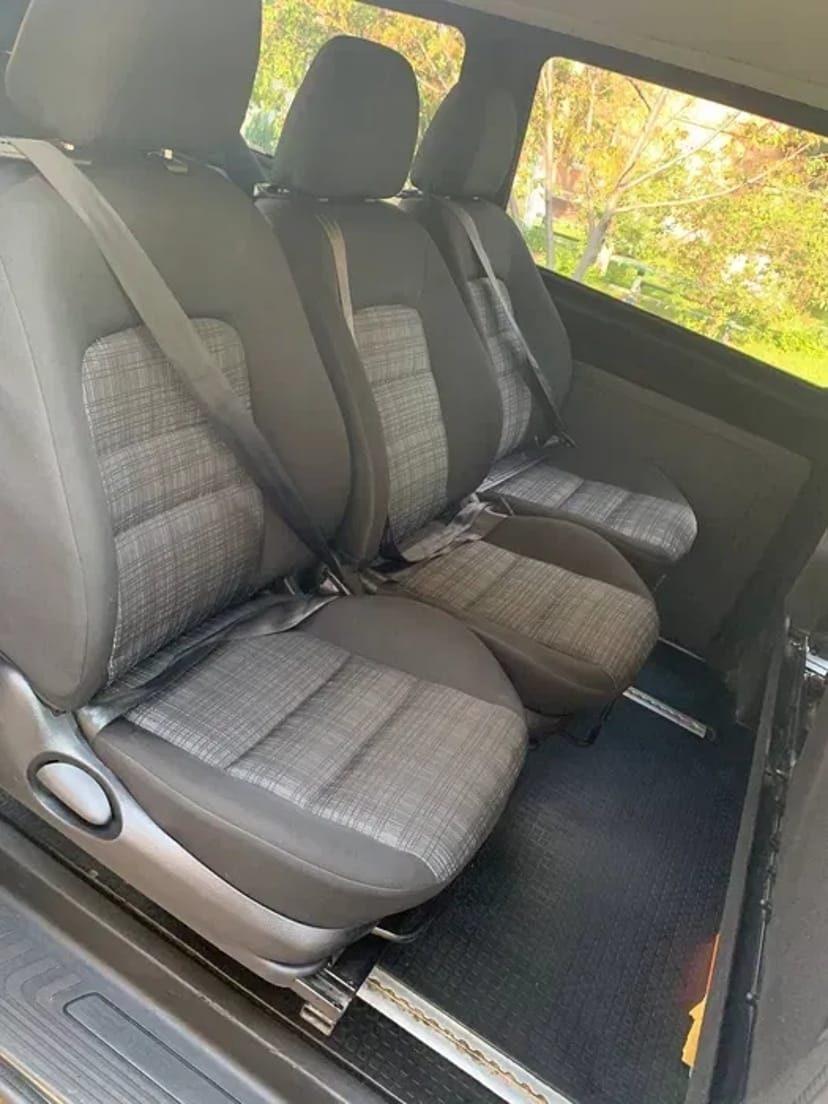 Замовлення авто з водієм Україна весілля корпоративи/відпочинк