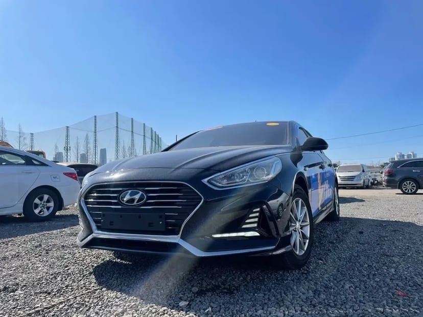 Авто бізнес класу Hyundai Sonata 2016-2018 року