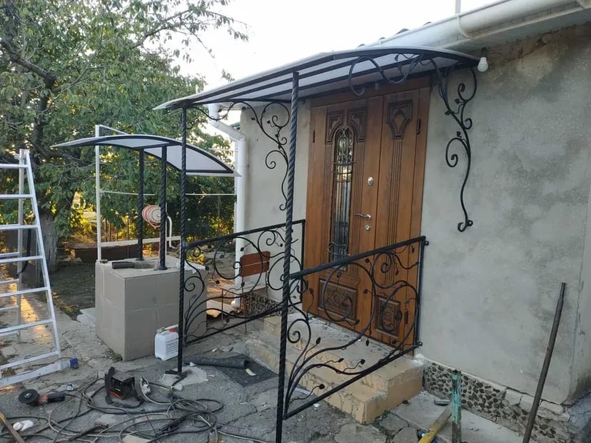 Ковані паркани, ворота, решітки на вікна, перила, сходи, навіси