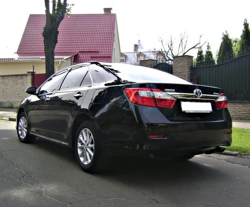 154 Toyota Camry V50 New авто на весілля