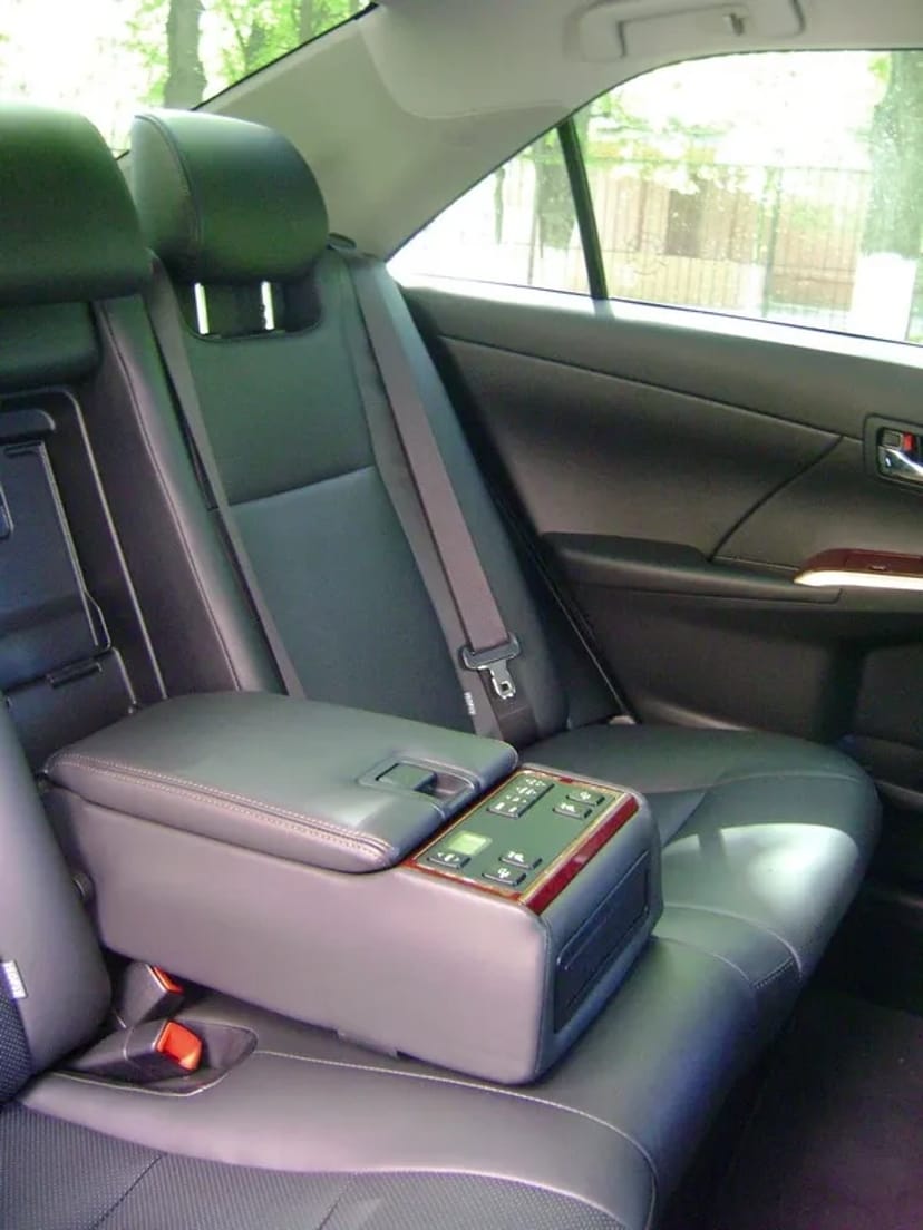 154 Toyota Camry V50 New авто на весілля