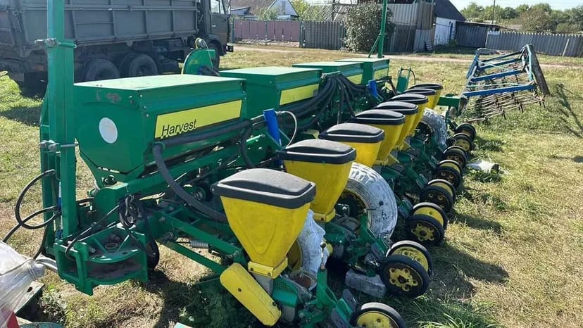 Сівалка комбінована, начіпна, просапна, з маркуванням Multicorn