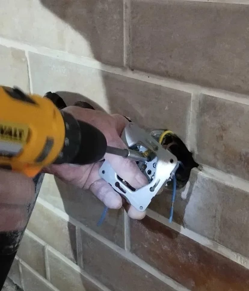 Якісна електрика під ключ. Нова проводка та заміна старої.