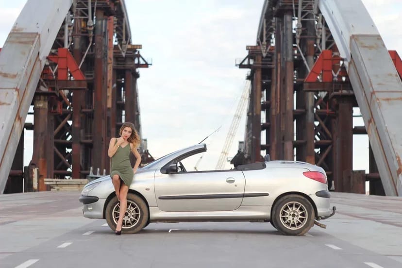  Кабріолет Peugeot 206 CC Авто подається тільки з водієм
