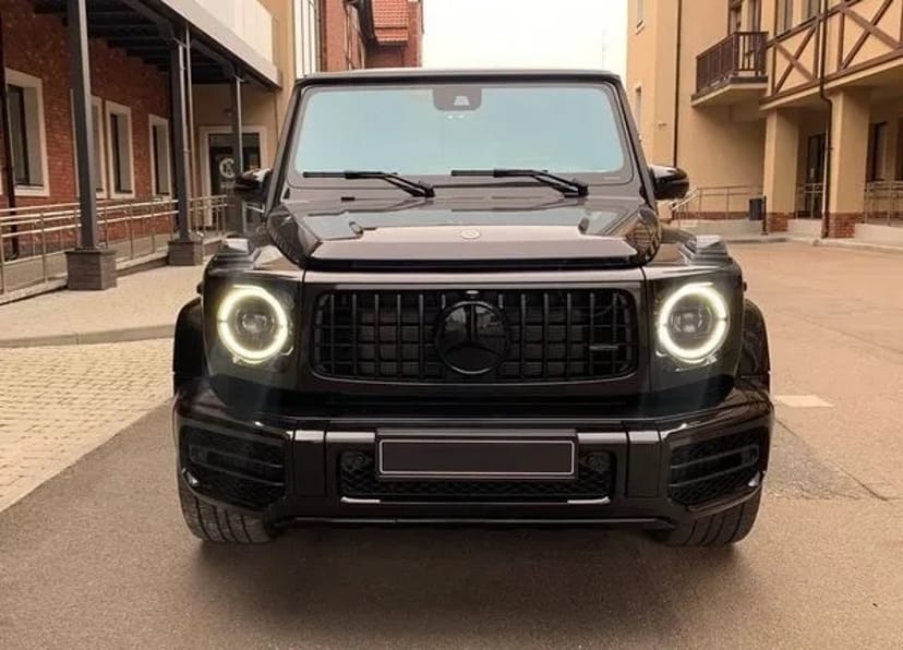 192 Гелік без водія — Mercedes-Benz G63 AMG замовити