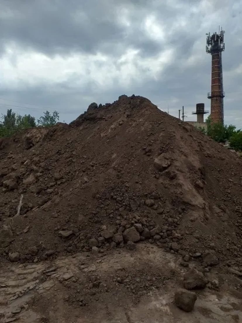 Экскаватор . Копка. Чистка участка