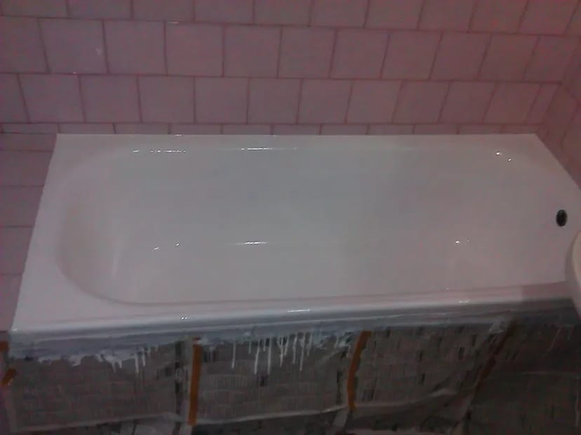 Проводимо реставрацію ванни чавунні, металеві, акрилові та піддонів.