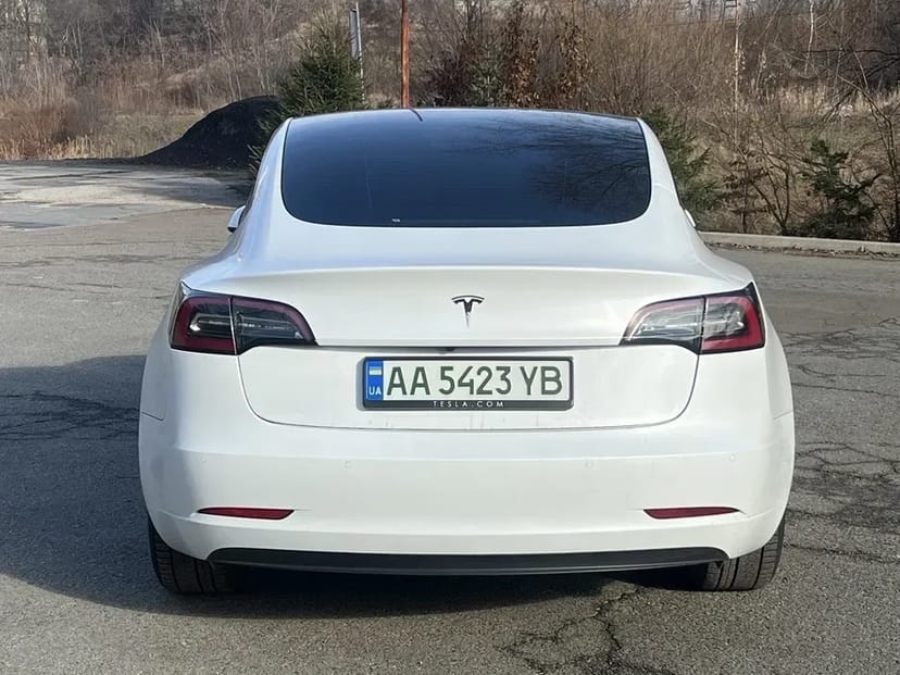 Авто Tesla Model 3 2021р